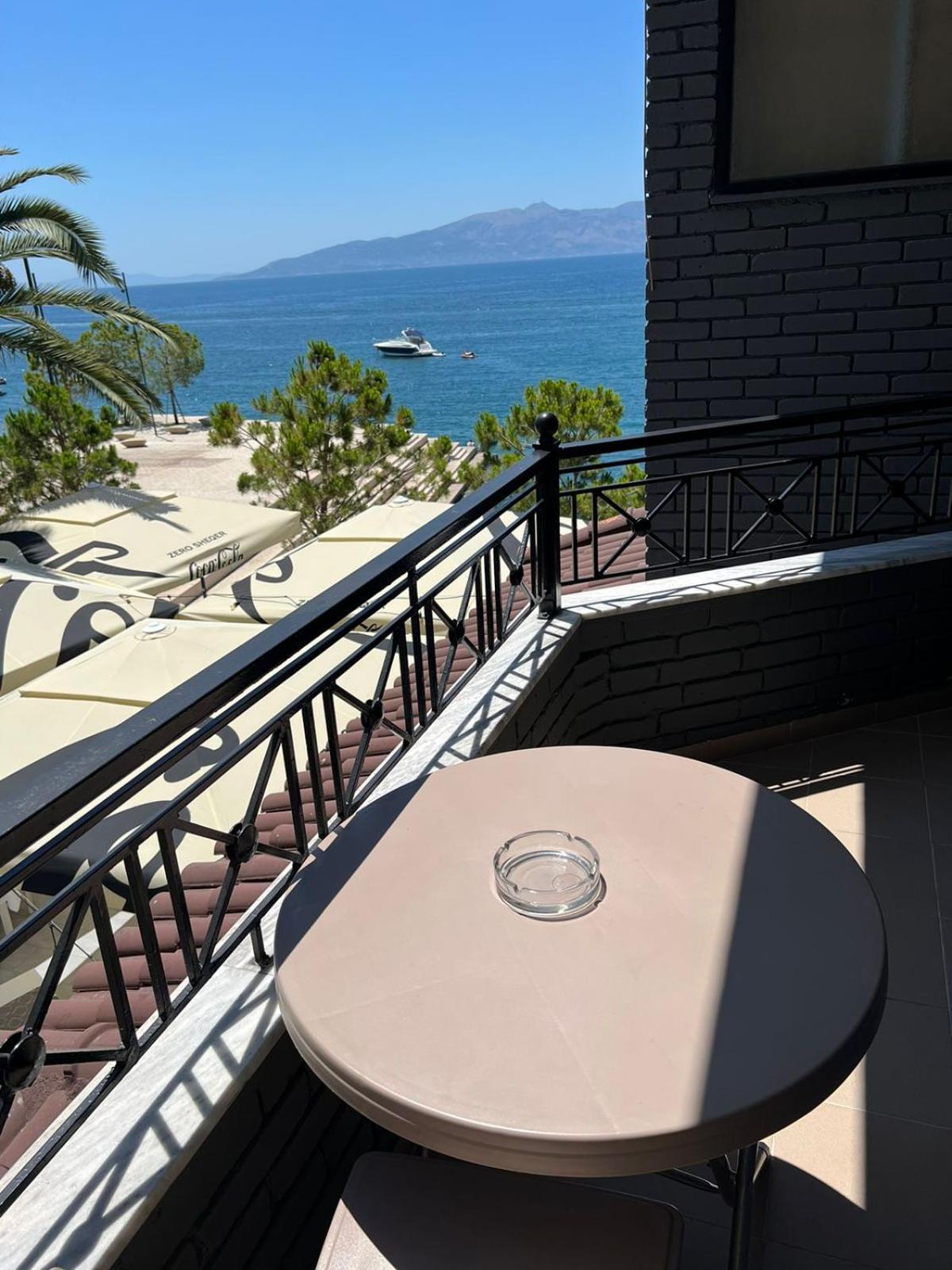 Hotel Summer Sarande Exterior photo