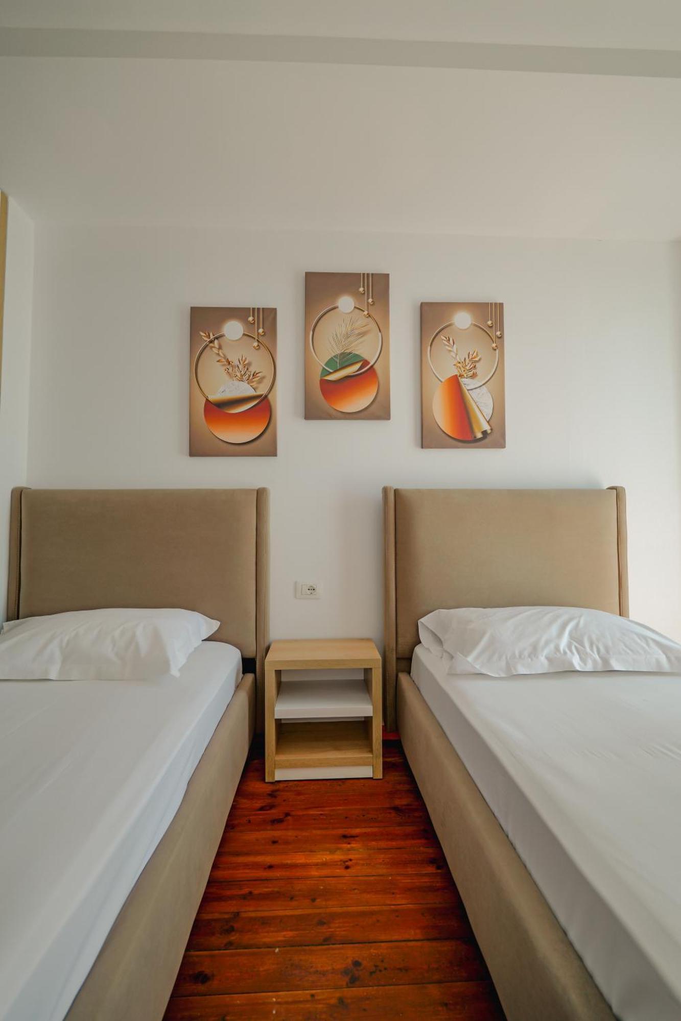 Hotel Summer Sarande Exterior photo